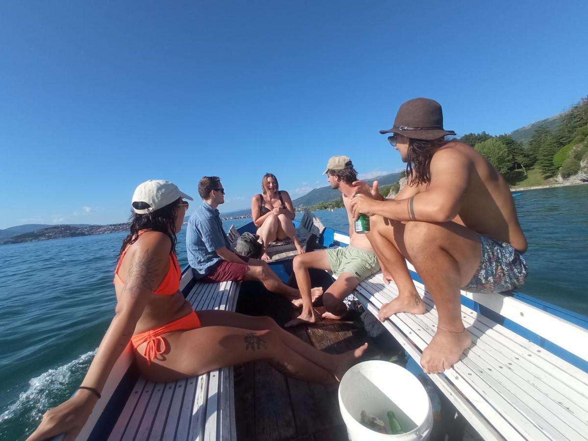 Sunset Lake Hostel أوهغيد المظهر الخارجي الصورة